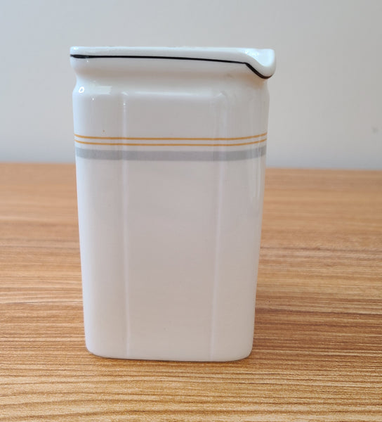 Cunard Creamer (Foley)