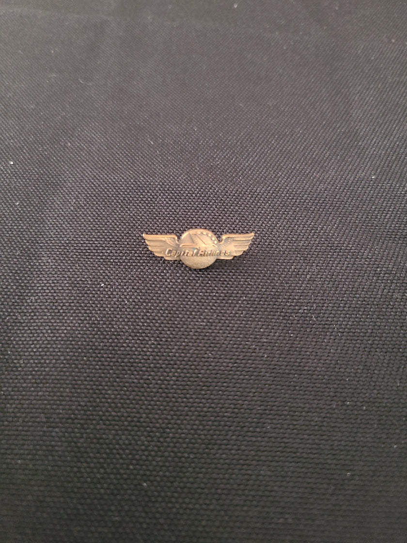 Capital Airlines Hat Badge/Small Wings