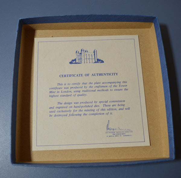 R.M.S. Queen Elizabeth 2 10th Anniversary World Cruise Plate (1980)